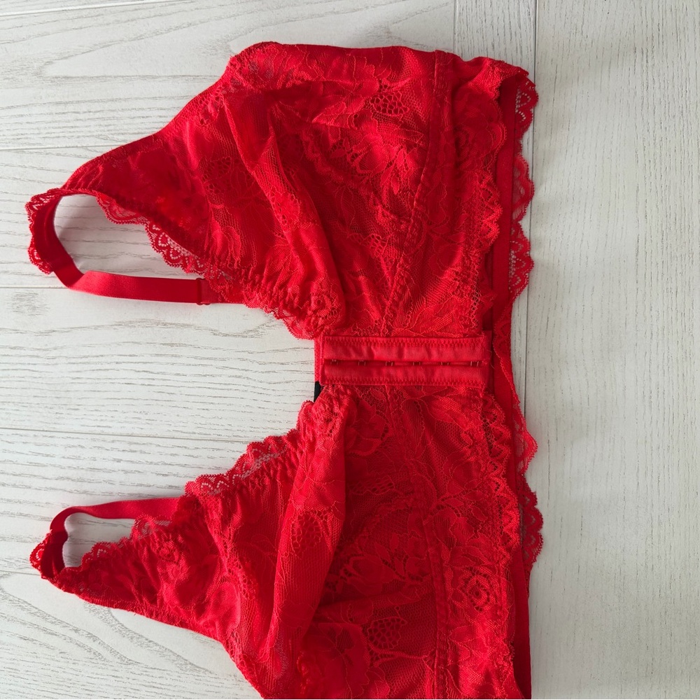 torrid Red Lace Bralette - Unlined Floral Lace
